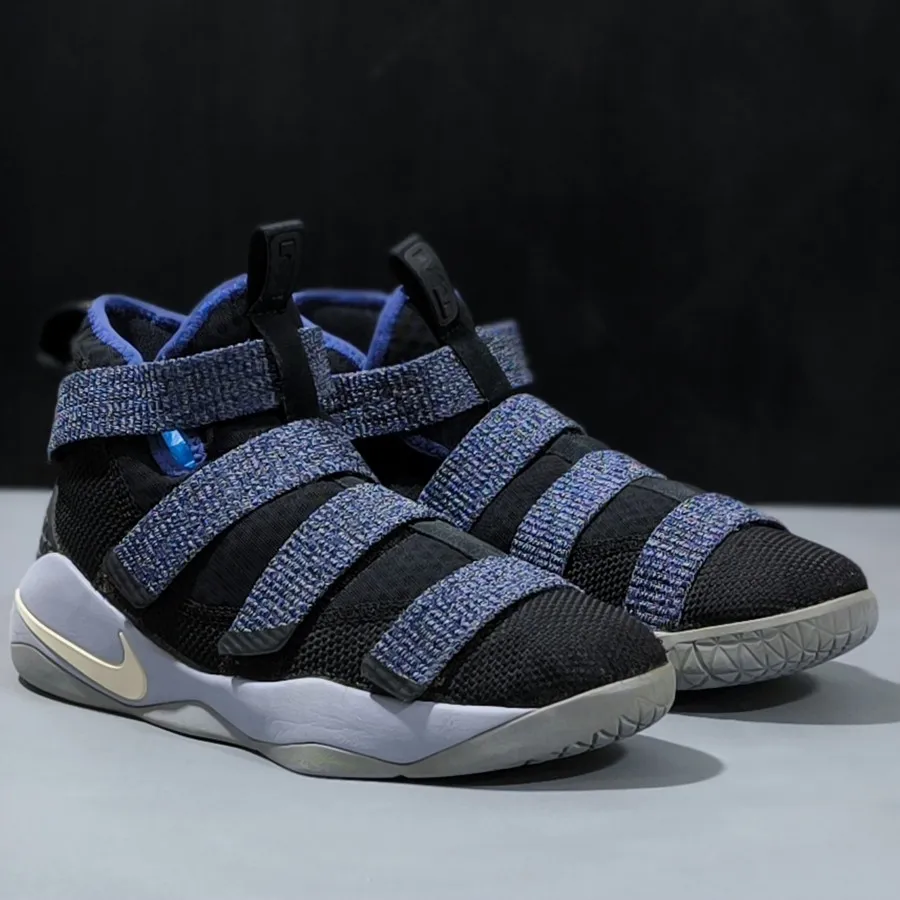 نایک اورجینال سایز 39