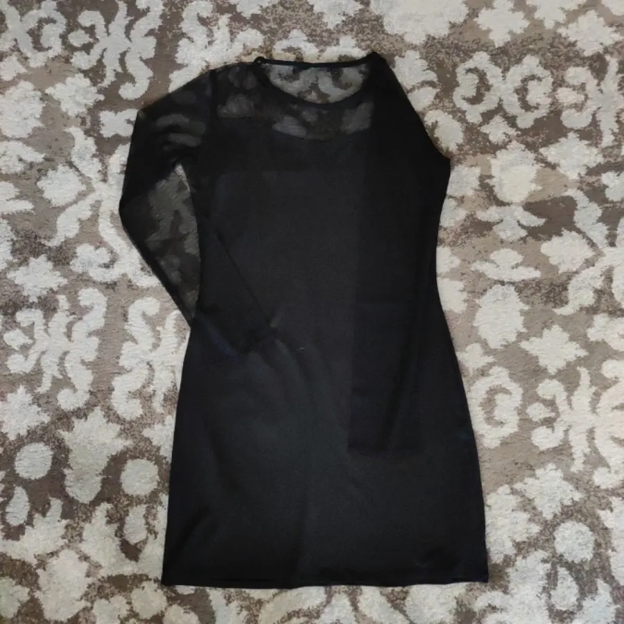 پیراهن مشکی