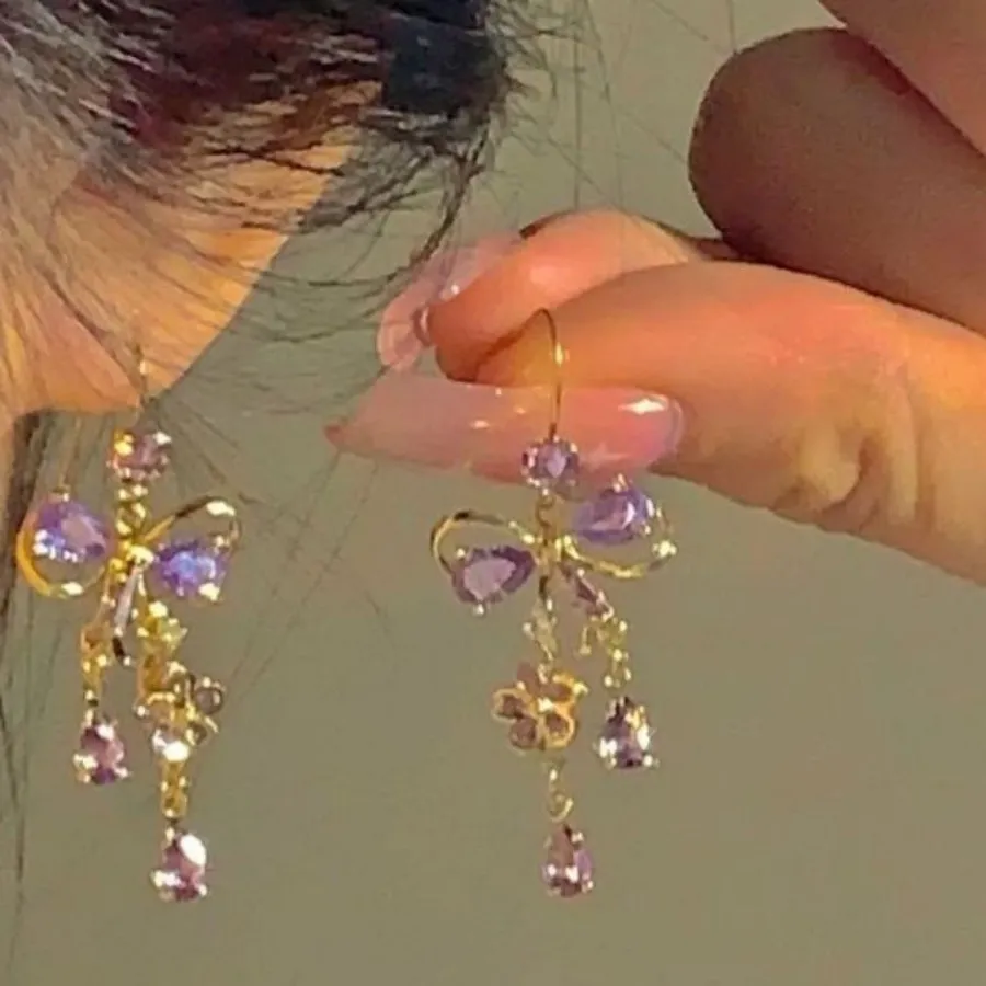 گوشواره پاپیونی آویزدار?