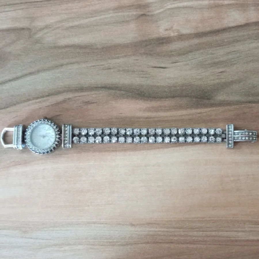 ساعت فول نگین