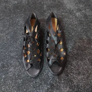 کفش تابستانی