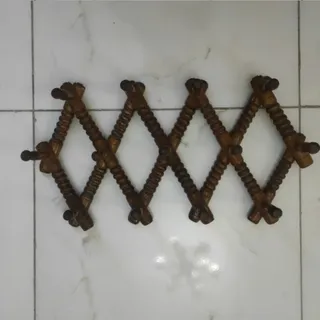 رخت آویز چوبی آنتیک، تاشو