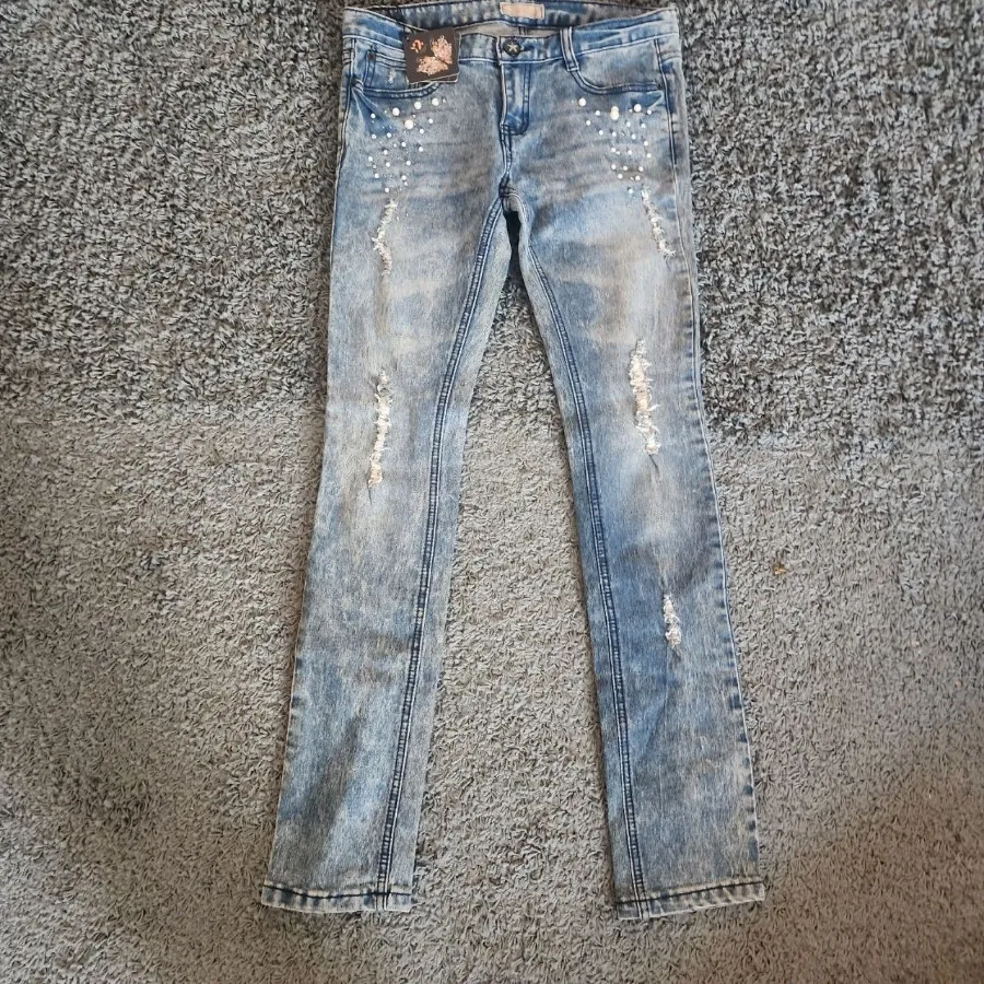 شلوار جین اسکینی شیک