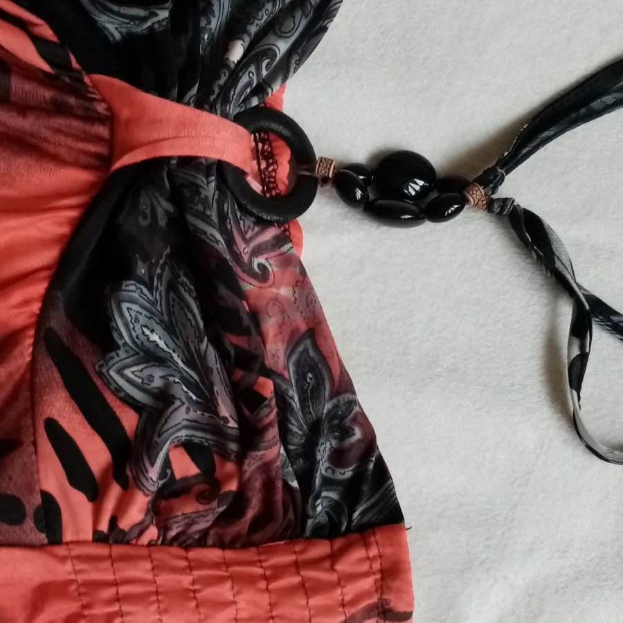 پیراهن ساحلی