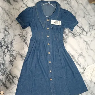 لباس بلند لی