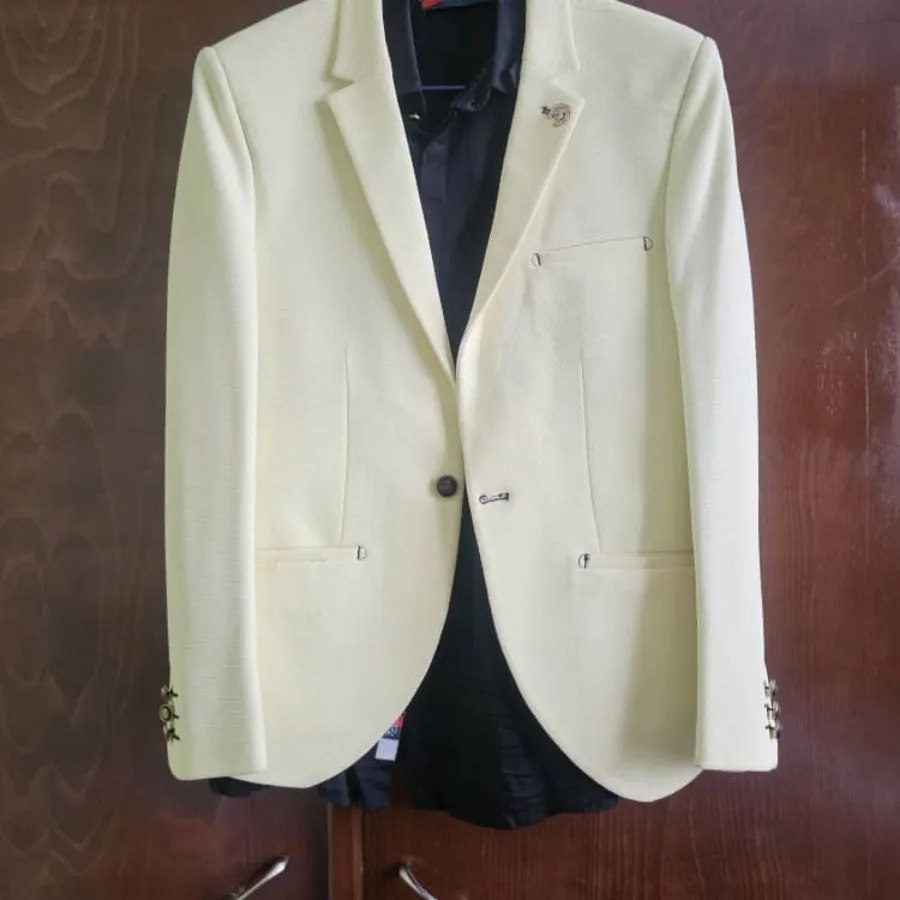 کت پسرانه با پیراهن