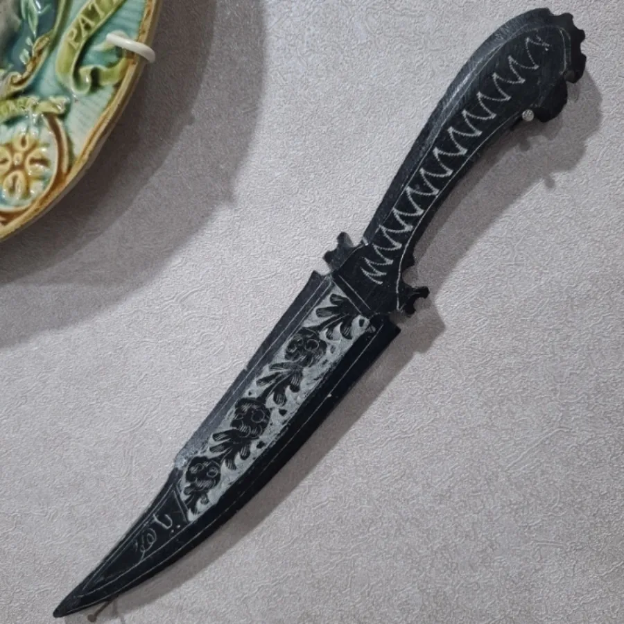 دکوری چاقو سنگی
