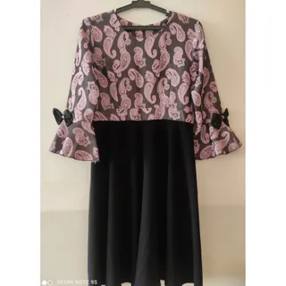 پیراهن عروسکی