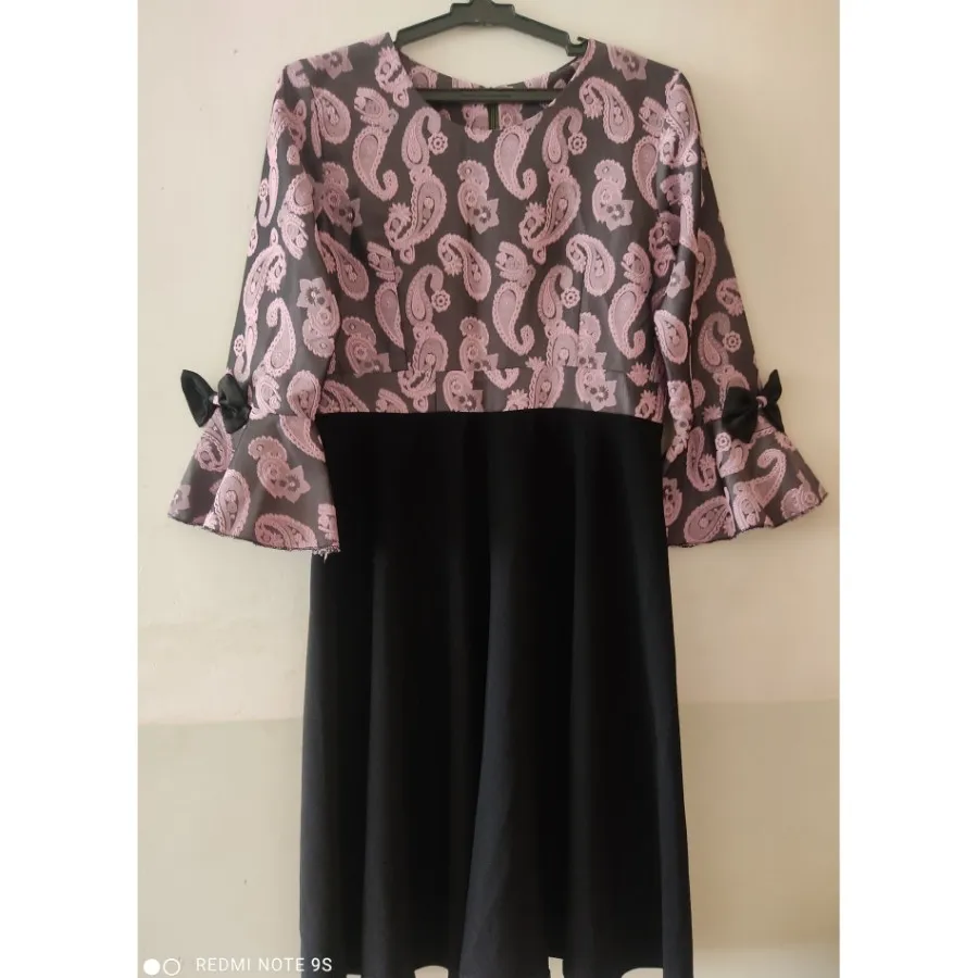 پیراهن عروسکی