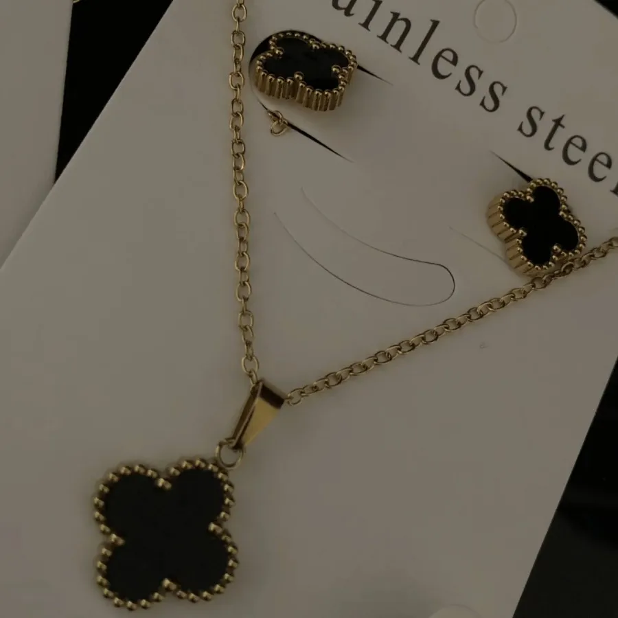 نیمست استیل ونکلیف