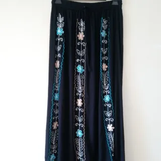 دامن نخی خامه دوزی