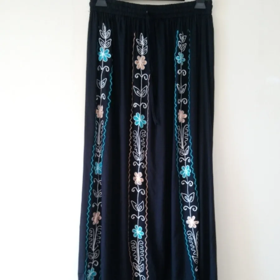 دامن نخی خامه دوزی