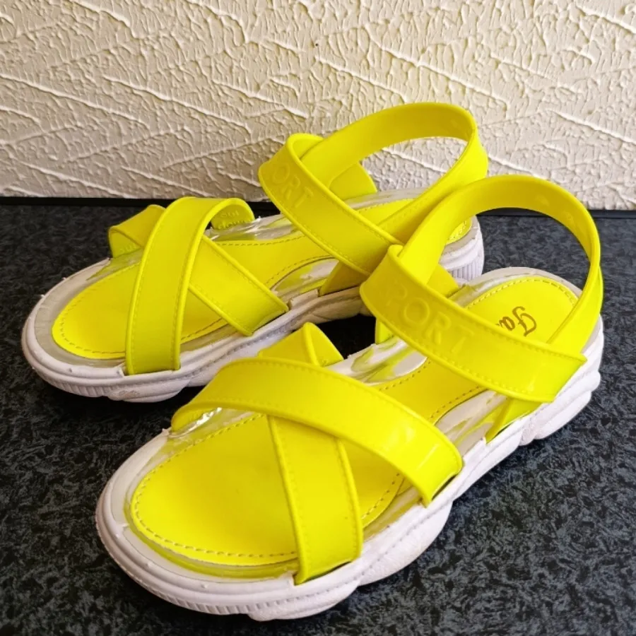 صندل دخترانه