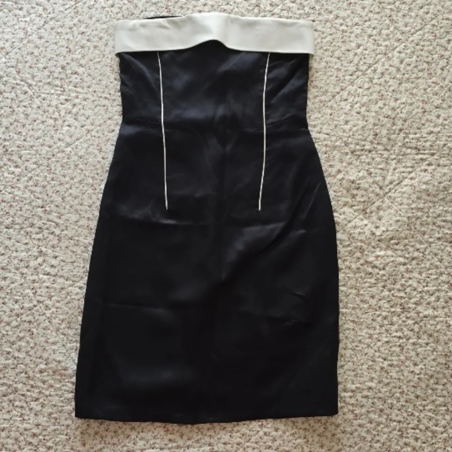 پیراهن شب دکلته