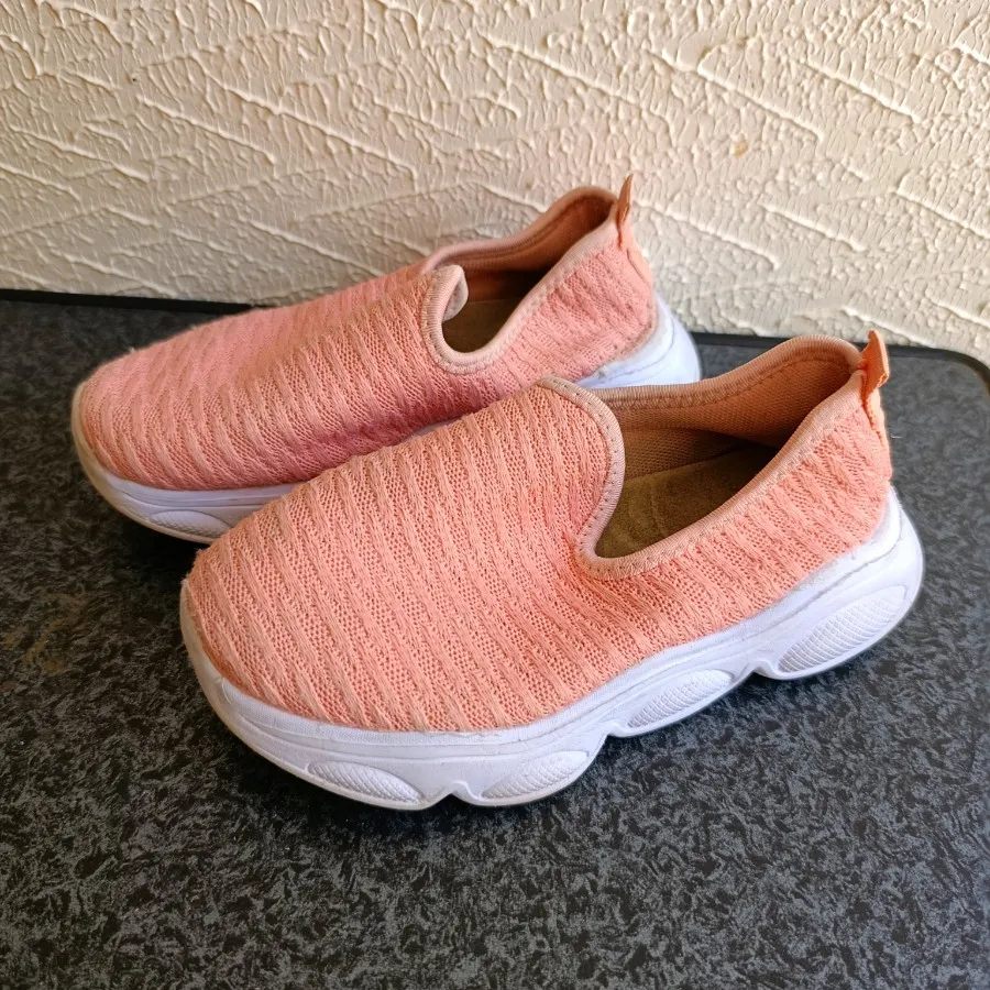 کفش اسپرت دخترانه