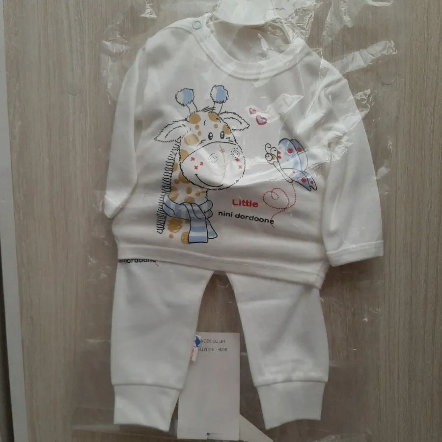 تی شرت و شلوار نوزادی