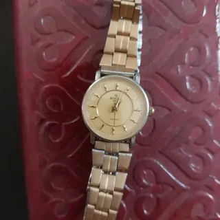 ساعت ریوولی rivoli