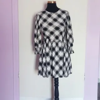 مینی چهار خونه سفید مشکی