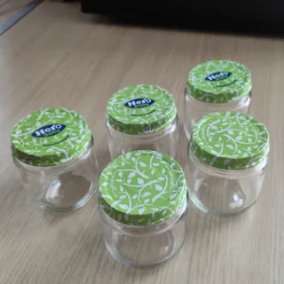 بانک شیشه ای