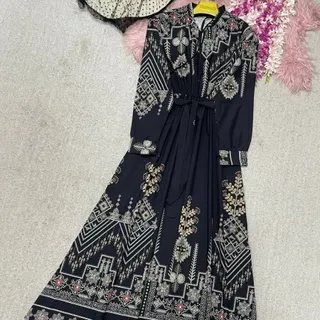 پیراهن ساحلی