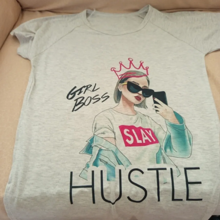 تیشرت دخترونه