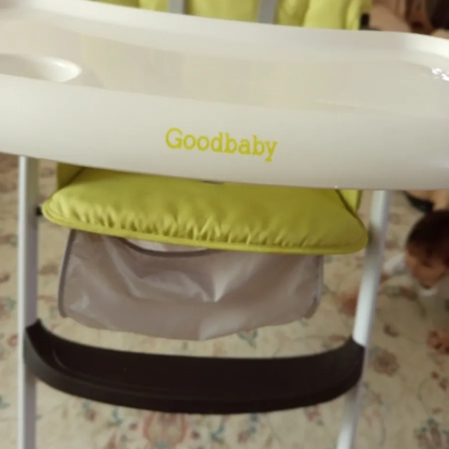 میز غذاخوری نوزاد