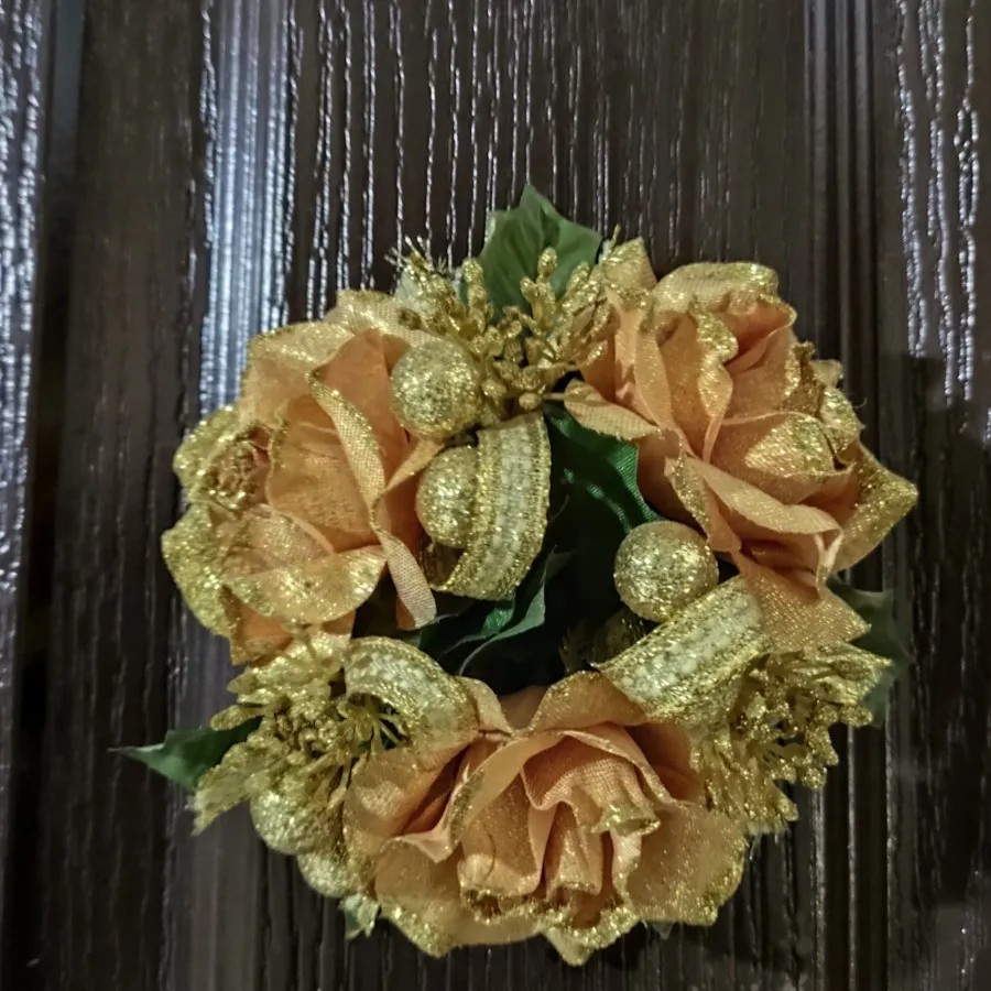 حلقه گل رو در