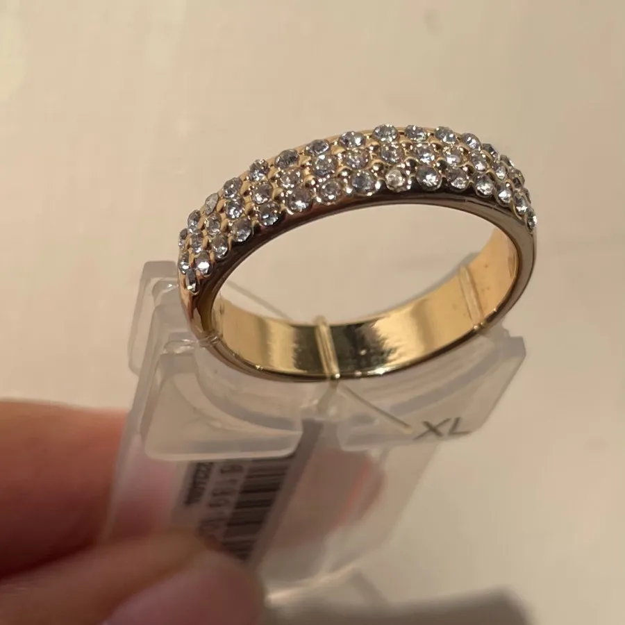 انگشتر نگیندار برند iam