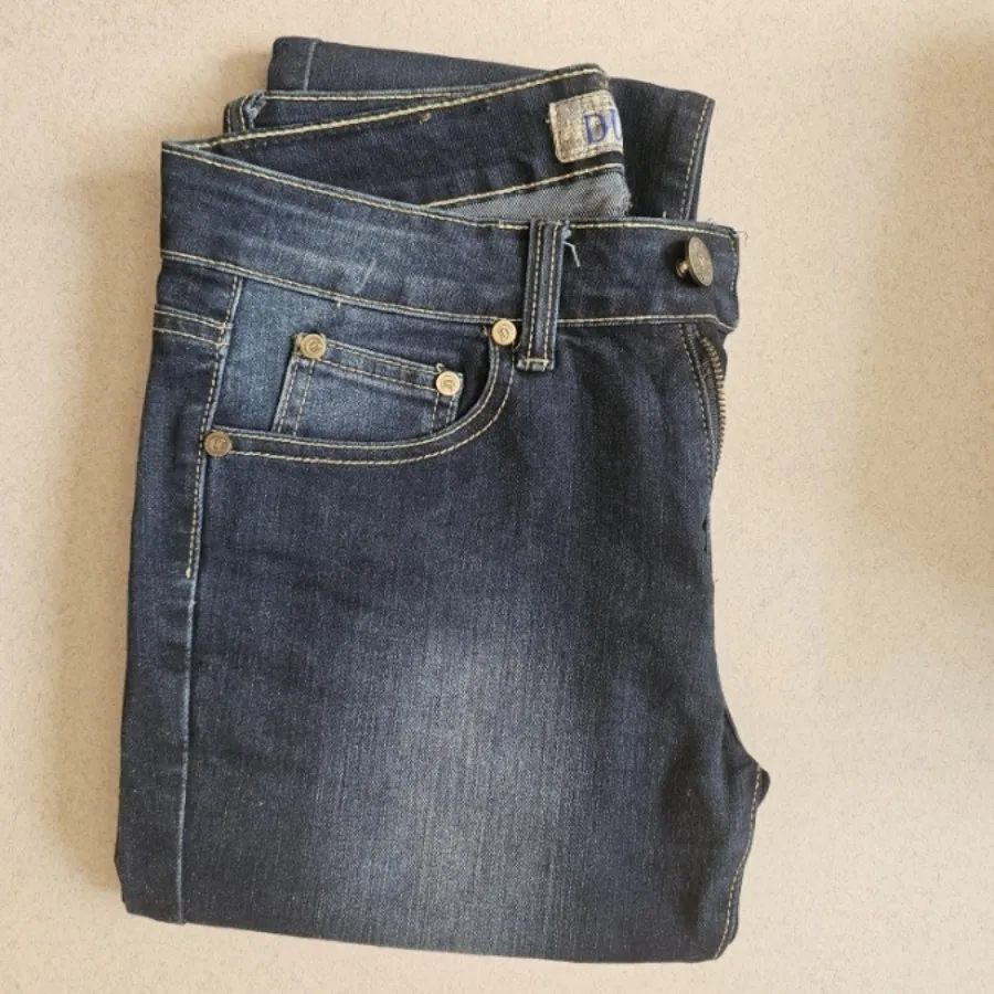 شلوار جین زنانه