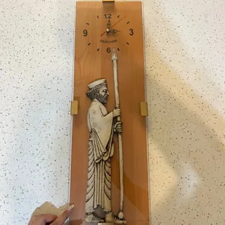 ساعت هخامنشی