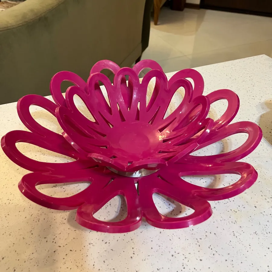 دو عدد میوه خوری لیمون