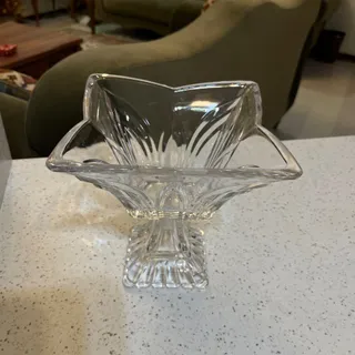 میوه خوری یا آجیل خوری