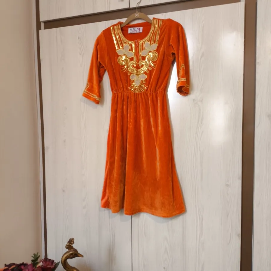 پیراهن مخمل پاییزی