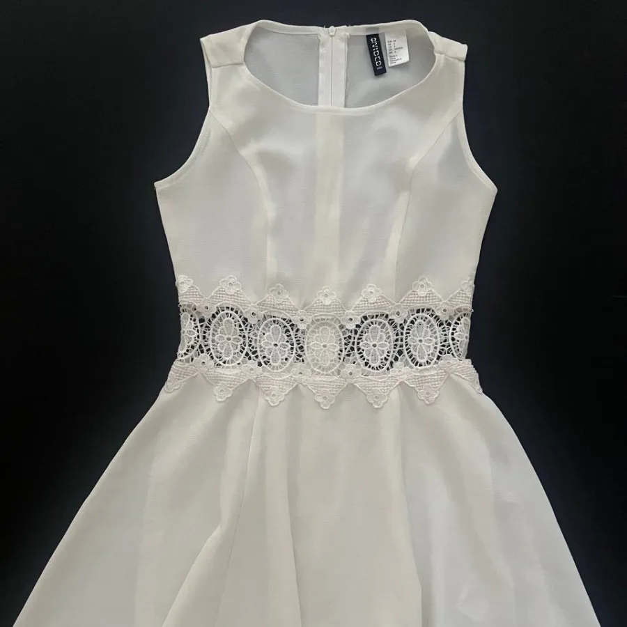 پیراهن دخترانه