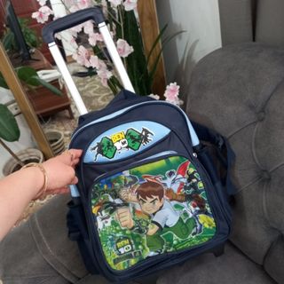 کیف چرخ دار مدرسه