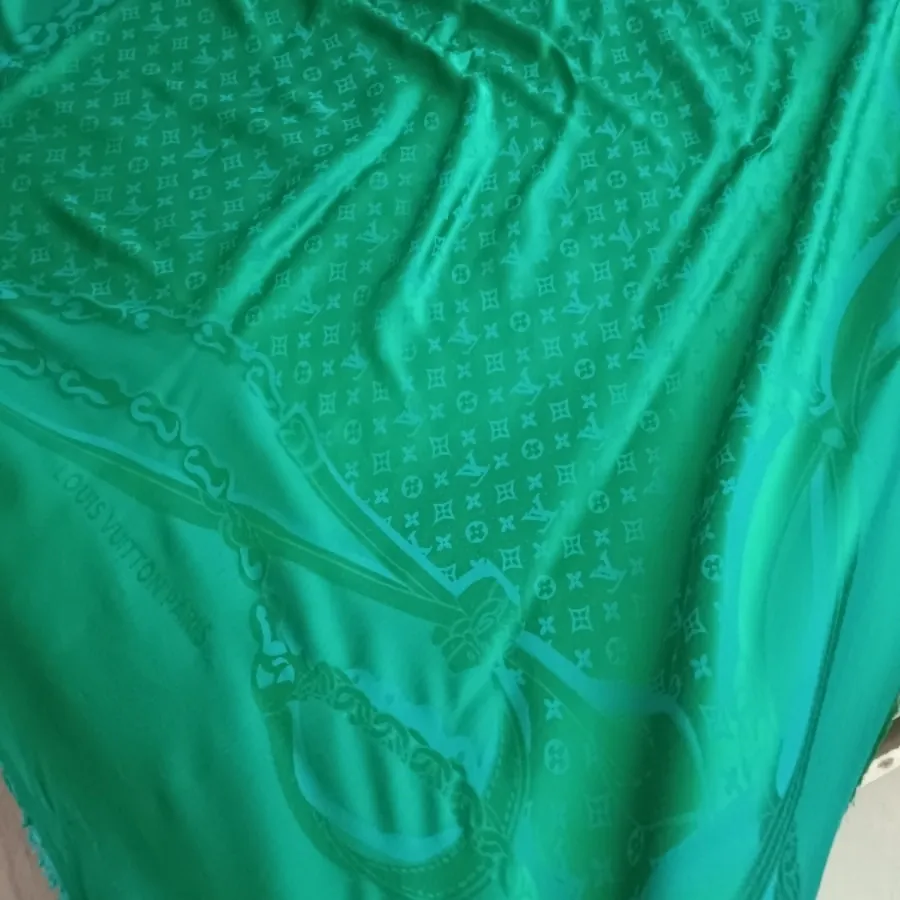 روسری سبز ابریشم ژاکارد