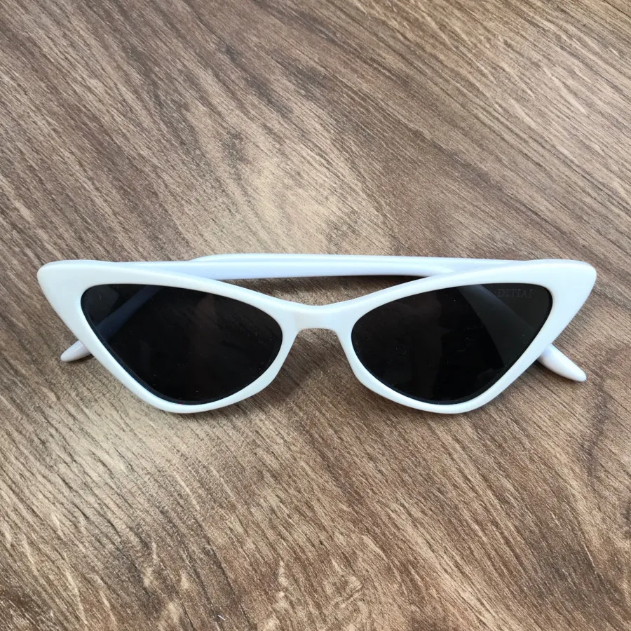 عینک آفتابی گربه ای