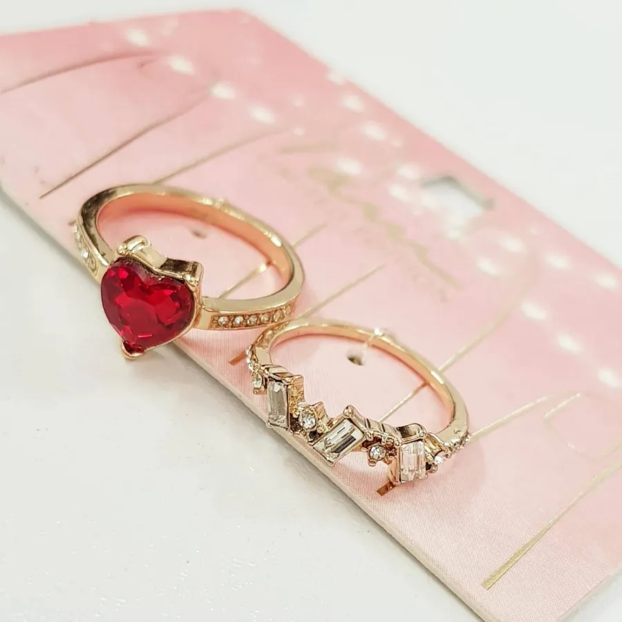 پک انگشتر قلبی و باگتی