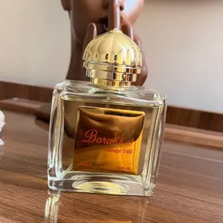 عطر باکارات رژ