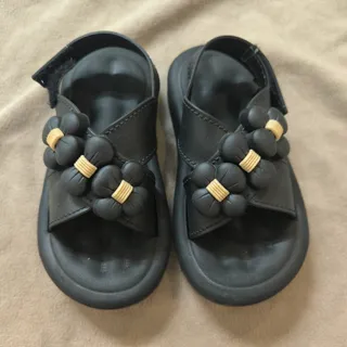 صندل دخترانه