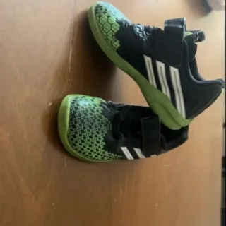 کفش اورجینال آدیداس