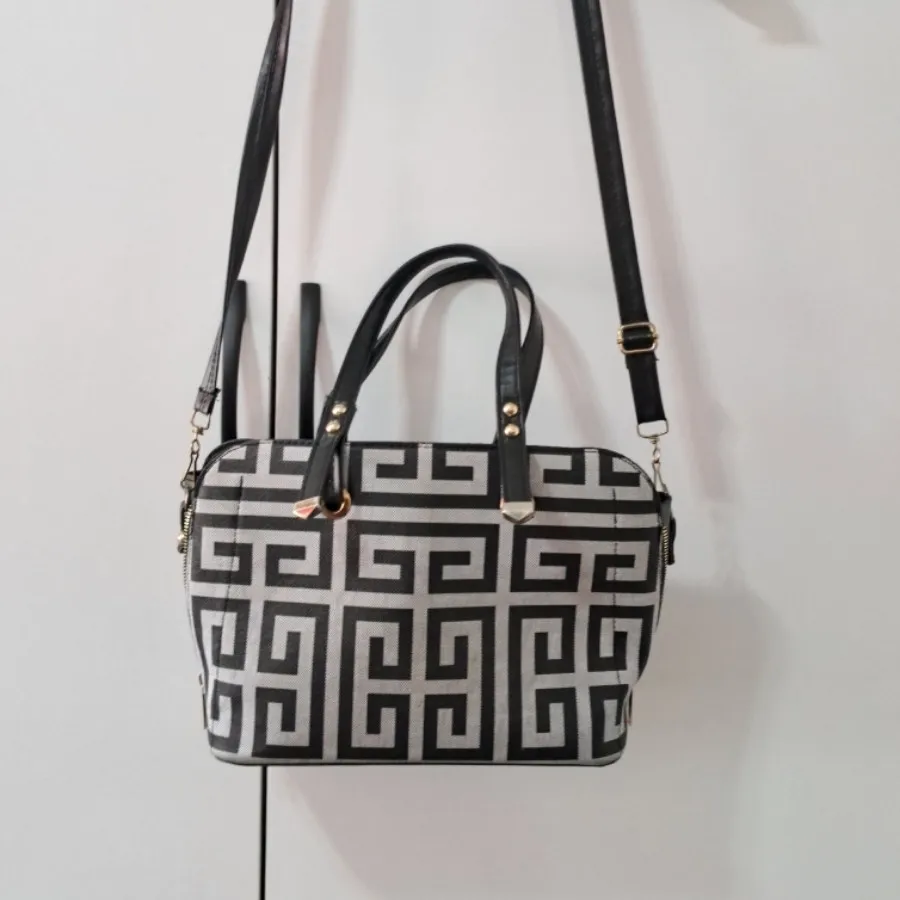 کیف زنانه و دخترانه