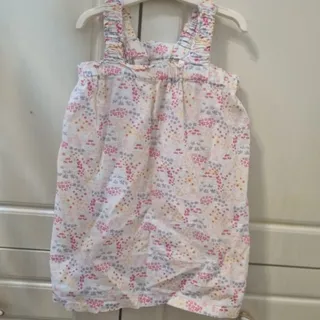 پیراهن دخترانه