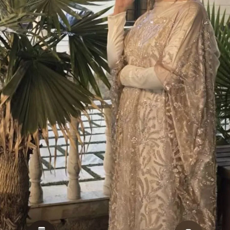 پیراهن مجلسی سنگدوزی