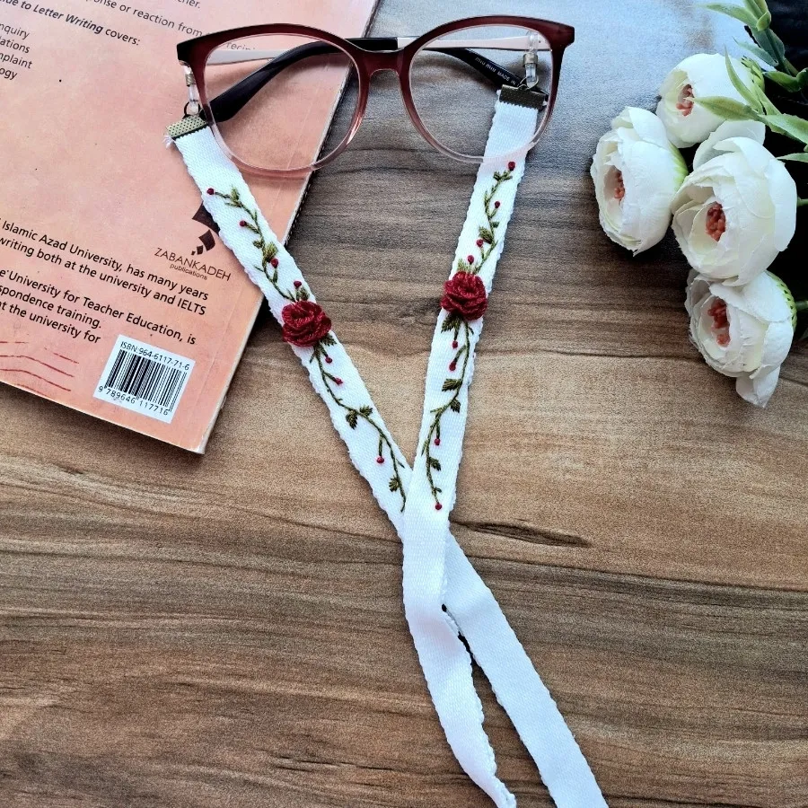 بند عینک گلدوزی