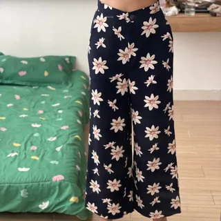 شلوار کرپ گلدار