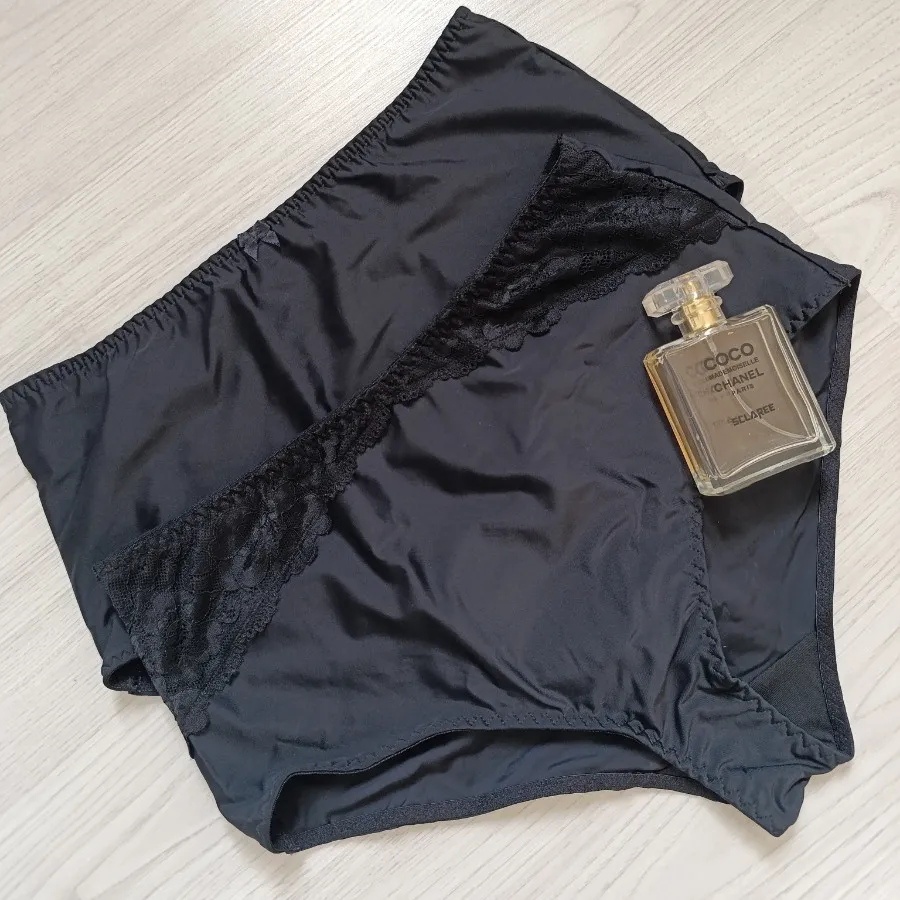 شورت لیزری اسمارا مشکی