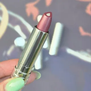 رژلب پرایمردار کلینیک