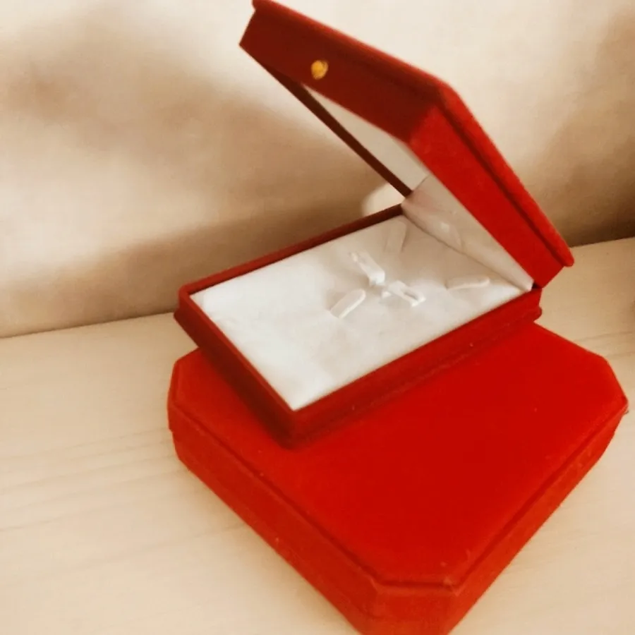 دو جعبه جواهر