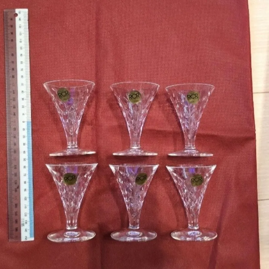 گیلاس های rcr لاروس